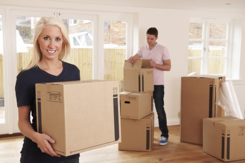 Truck hire for residential and office moves in Chiswick