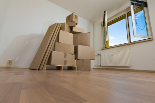 Local removals team handling urgent moving jobs in Chiswick