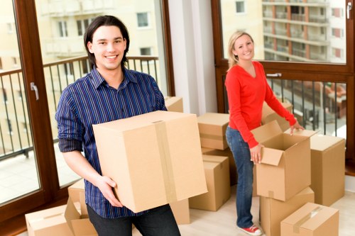 Load-based and cubic-yard rates for local moving jobs in Chiswick