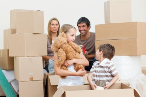 Chiswick residential removals for flats and family homes